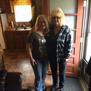 Meet your Posher, Iris